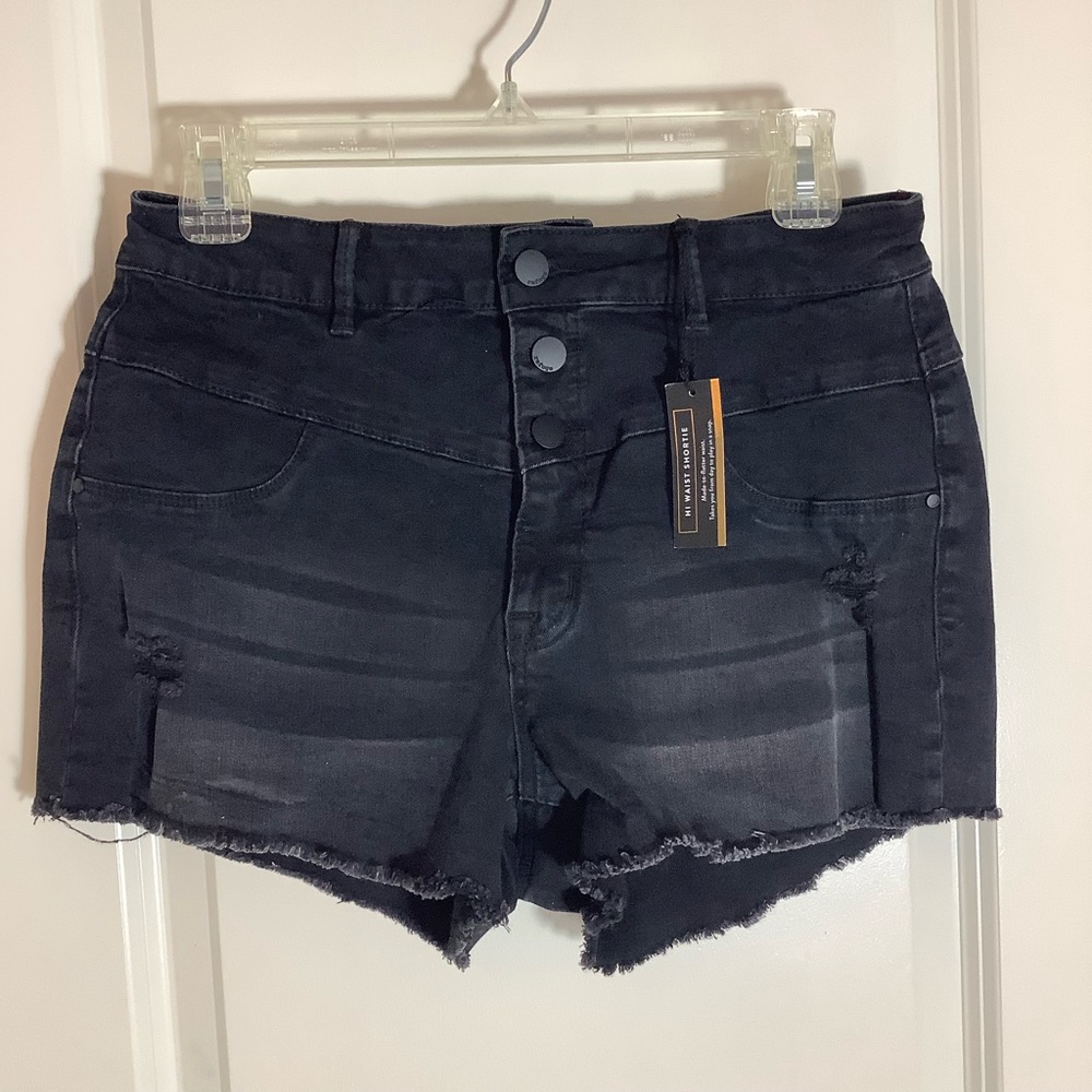 Refuge High Waist Shortie Shorts Size 6 Womens Button Up Distressed Raw Hem NWT